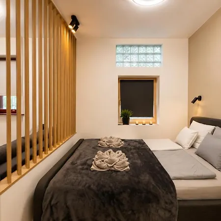 Charming Little Garden House Apartamento